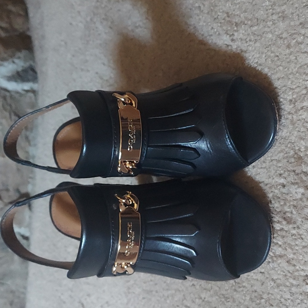 Coach size 7 Black